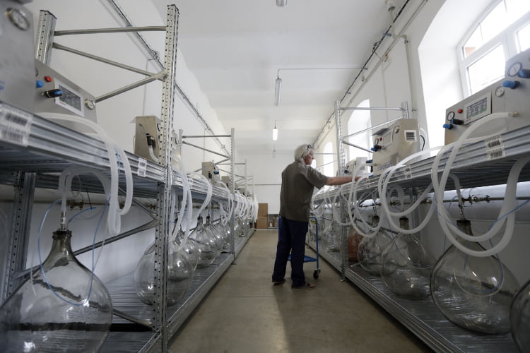 Volunteers Develop Functioning Ventilator in Days